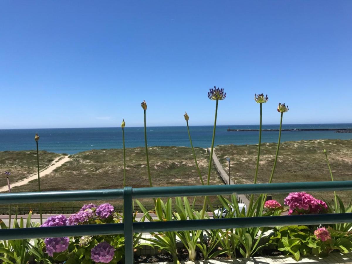 Beachfront With Sea View Apartment