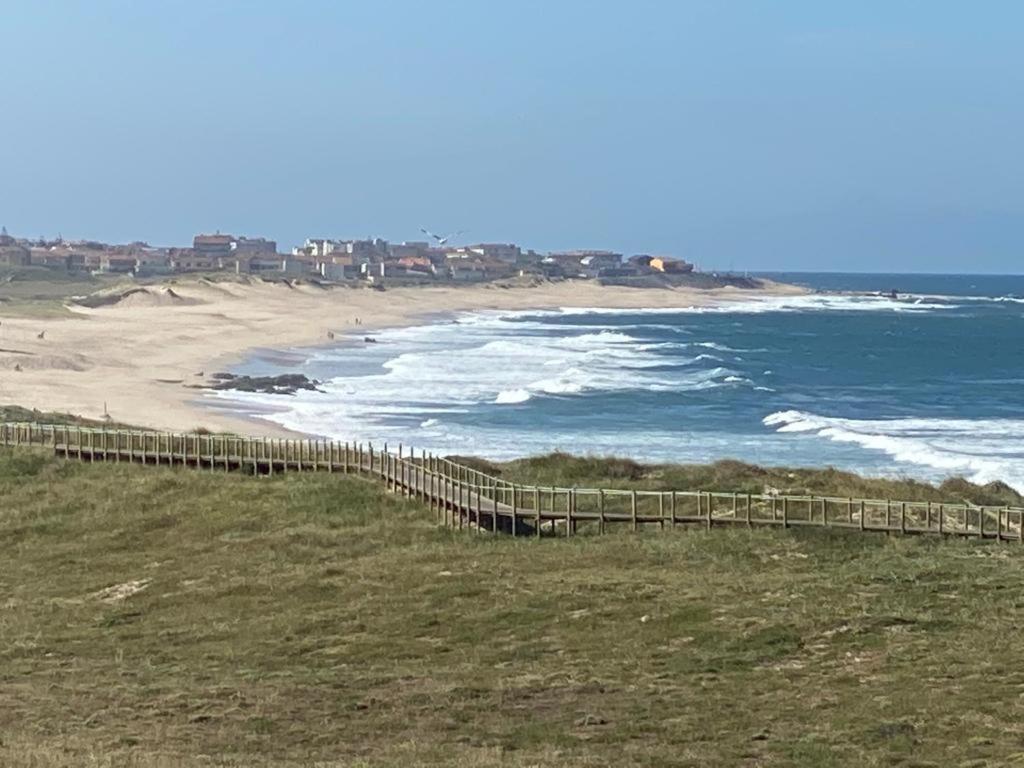 Beachfront With Sea View Apartment Azurara