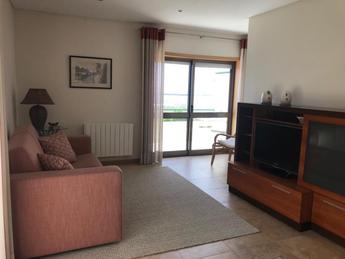 Beachfront With Sea View Apartment Azurara